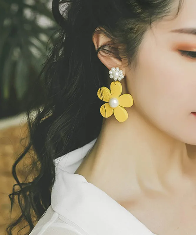 Classy Yellow Daisy Floral Pearl Drop Earrings LY1806