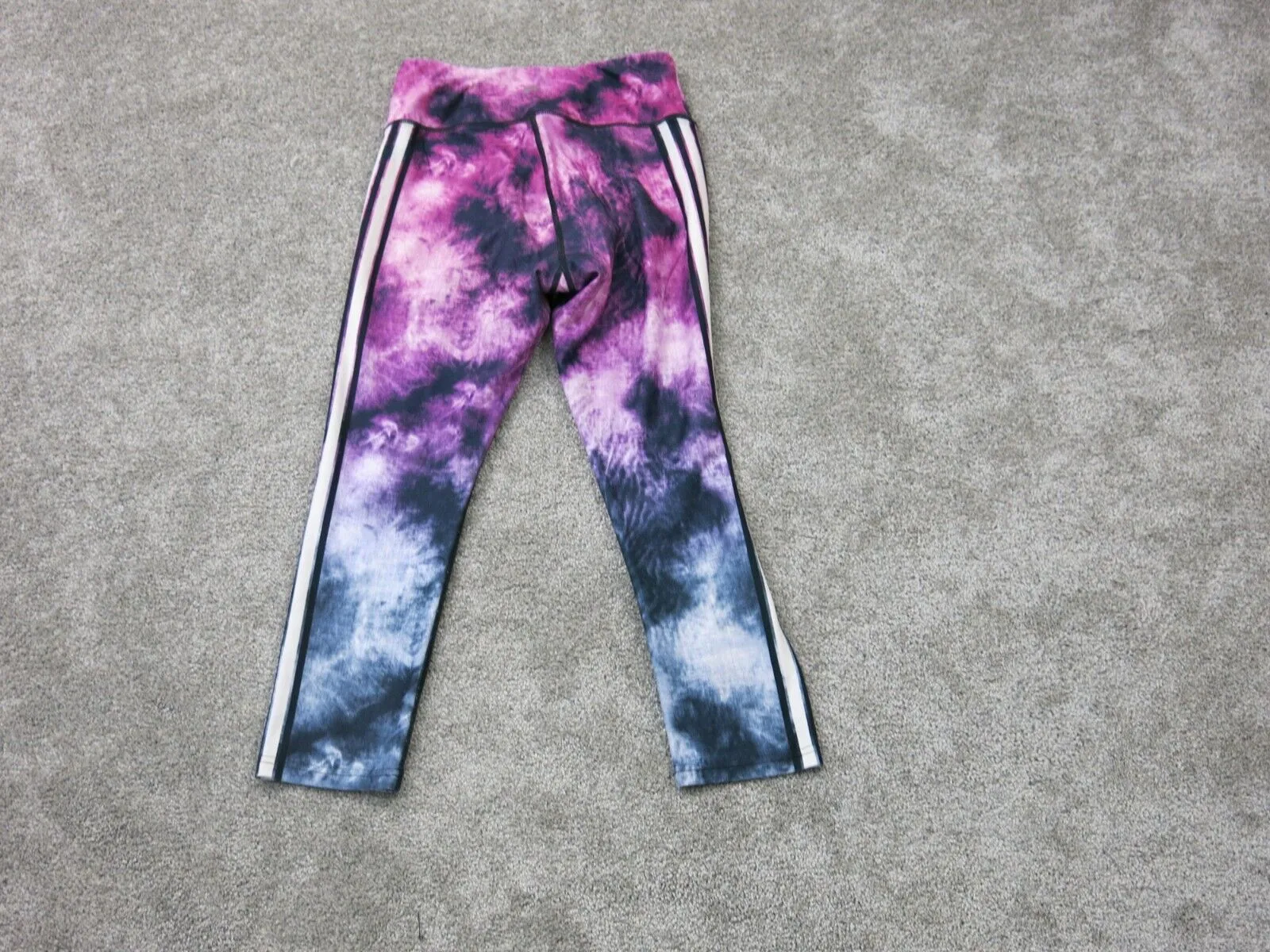 FILA Sport Womens Capri Legging Compression Yoga Pant Tie Dye Multi Size Small