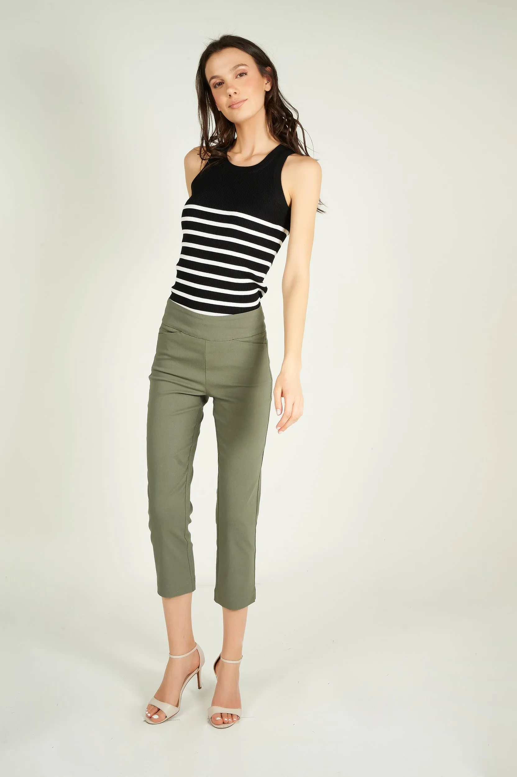 Pantalon capri à enfiler - 8266051 - (E-C9)