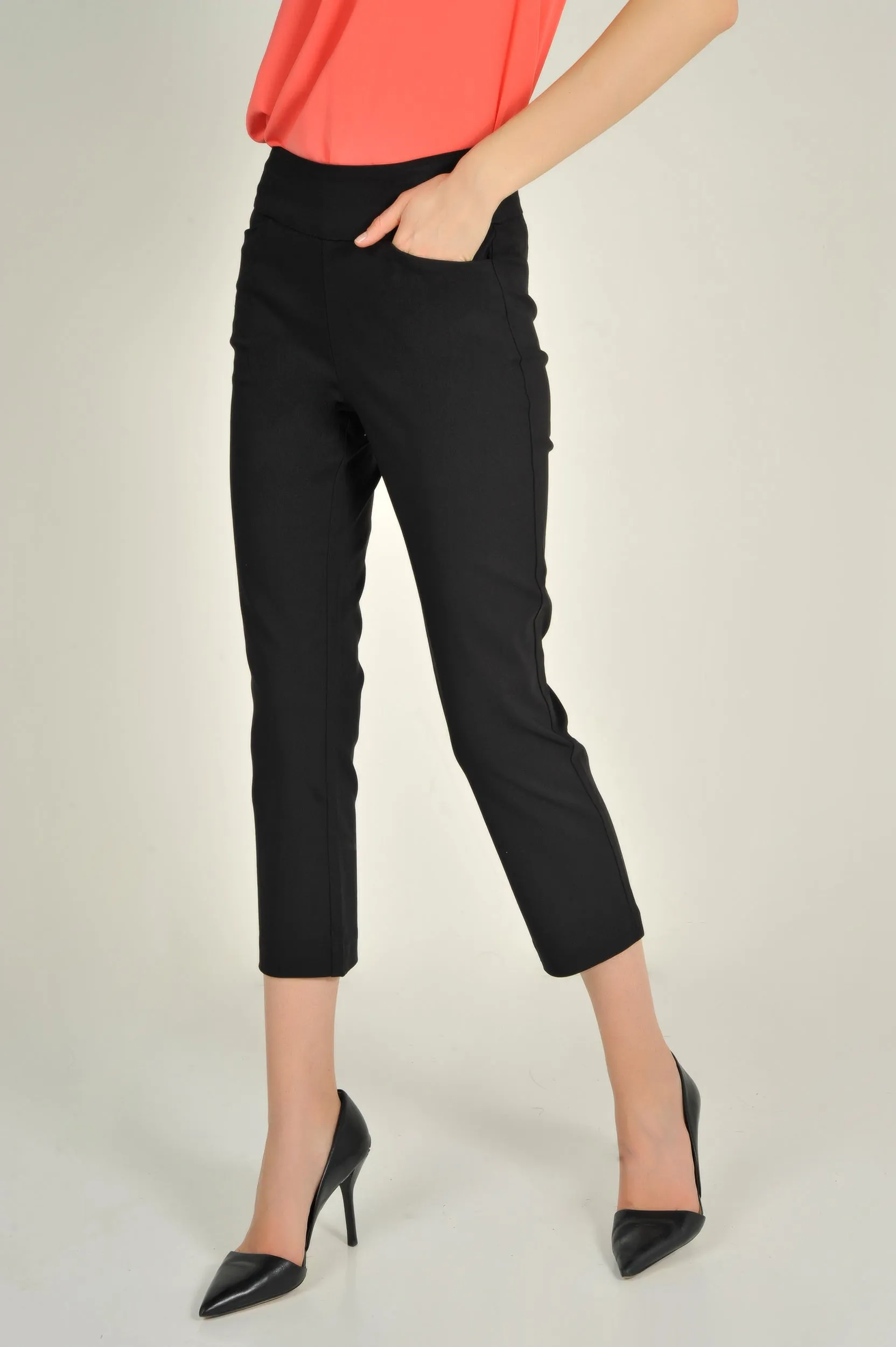 Pantalon capri à enfiler - 8266051 - (E-C9)