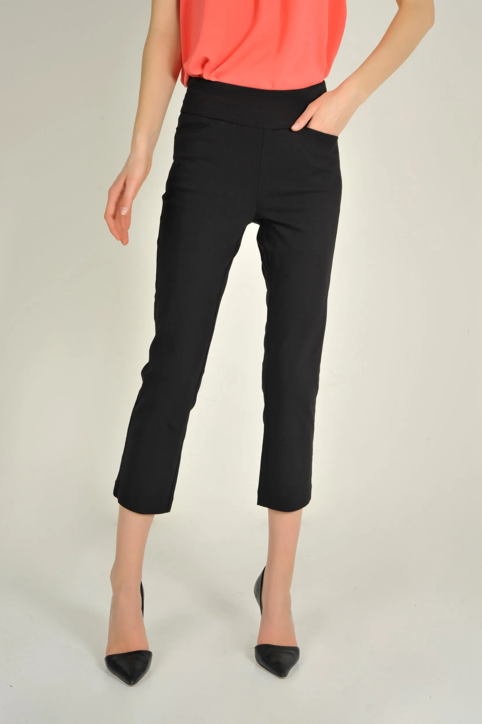 Pantalon capri à enfiler - 8266051 - (E-C9)