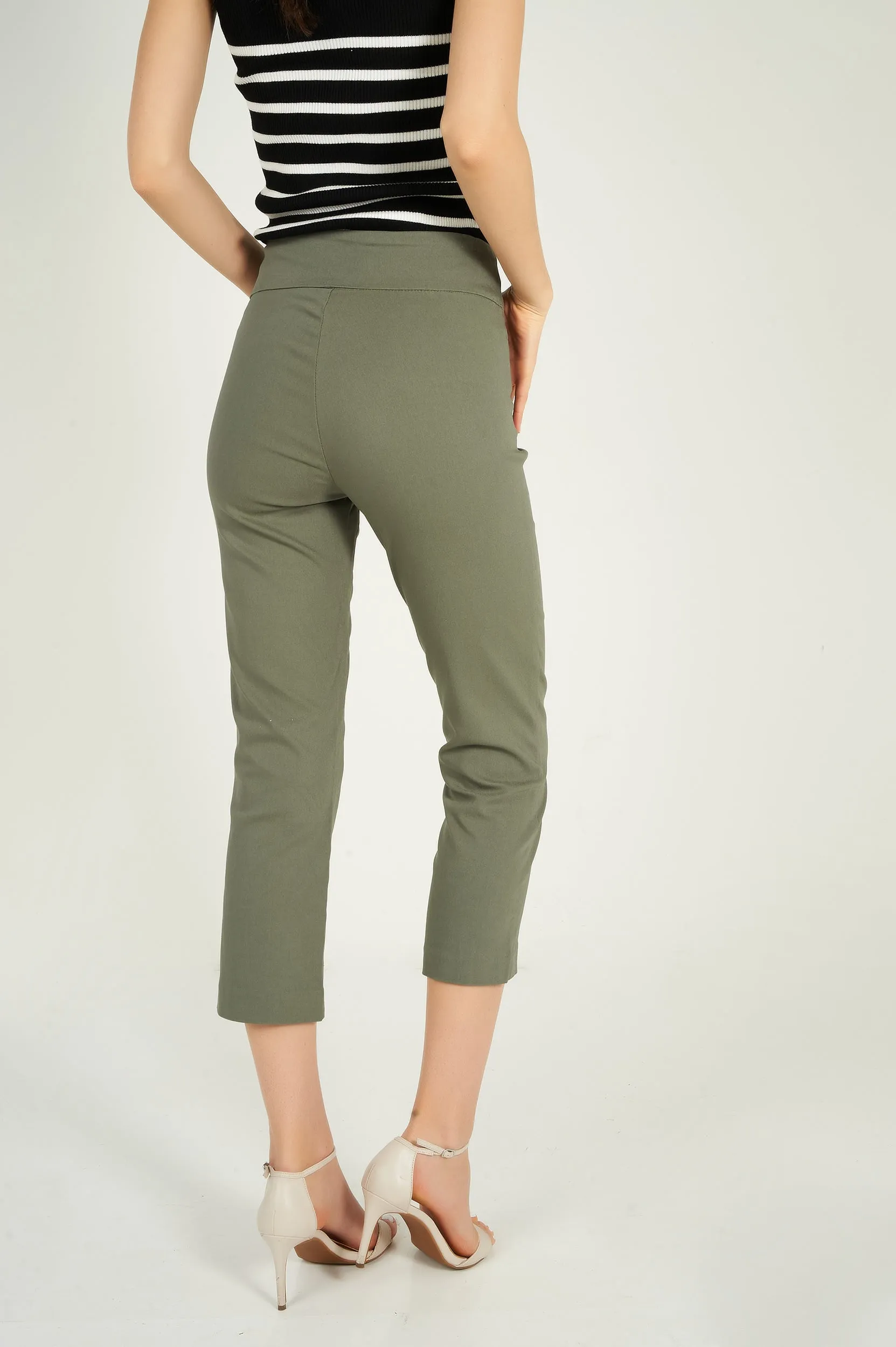 Pantalon capri à enfiler - 8266051 - (E-C9)