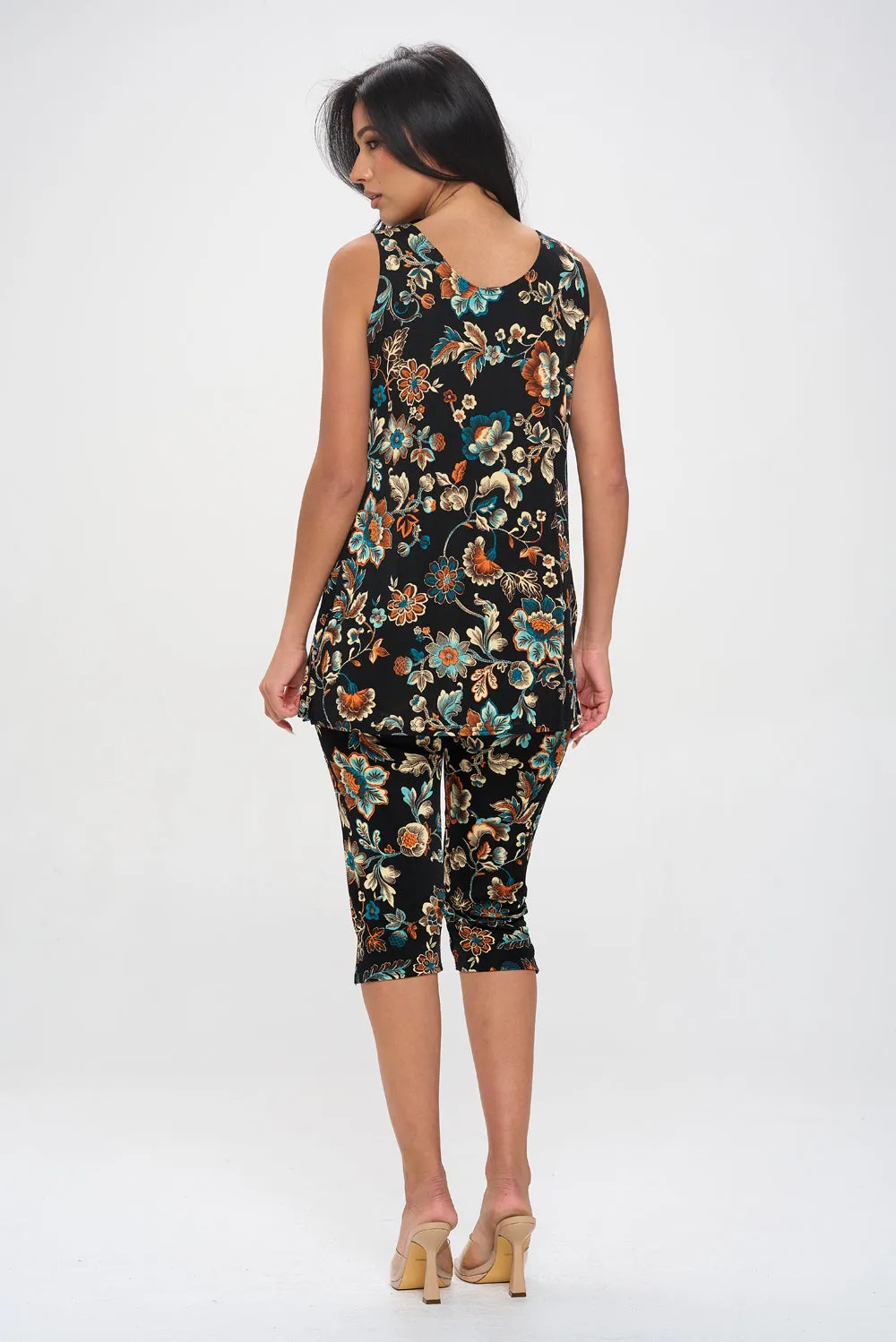 Plus Size Print Sleeveless Capri Pant Set-9002BN-TXP-W434